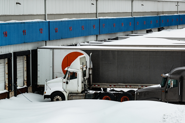 shipping delayed | 4PL Avenue Transport | Transpacific shipping for ecommerce brands